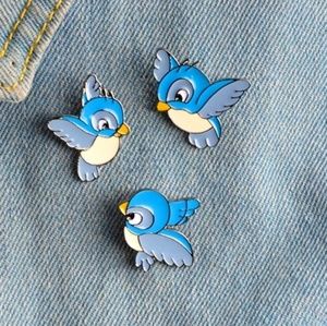🆕️ Set of 3 blue bird pins